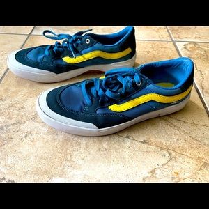 Mens 10.5 Vans Pro Skate Boarding Shoes